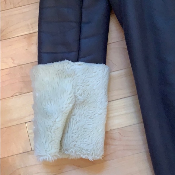 Winter coat from sisley 100% polyester - Picture 3 of 8